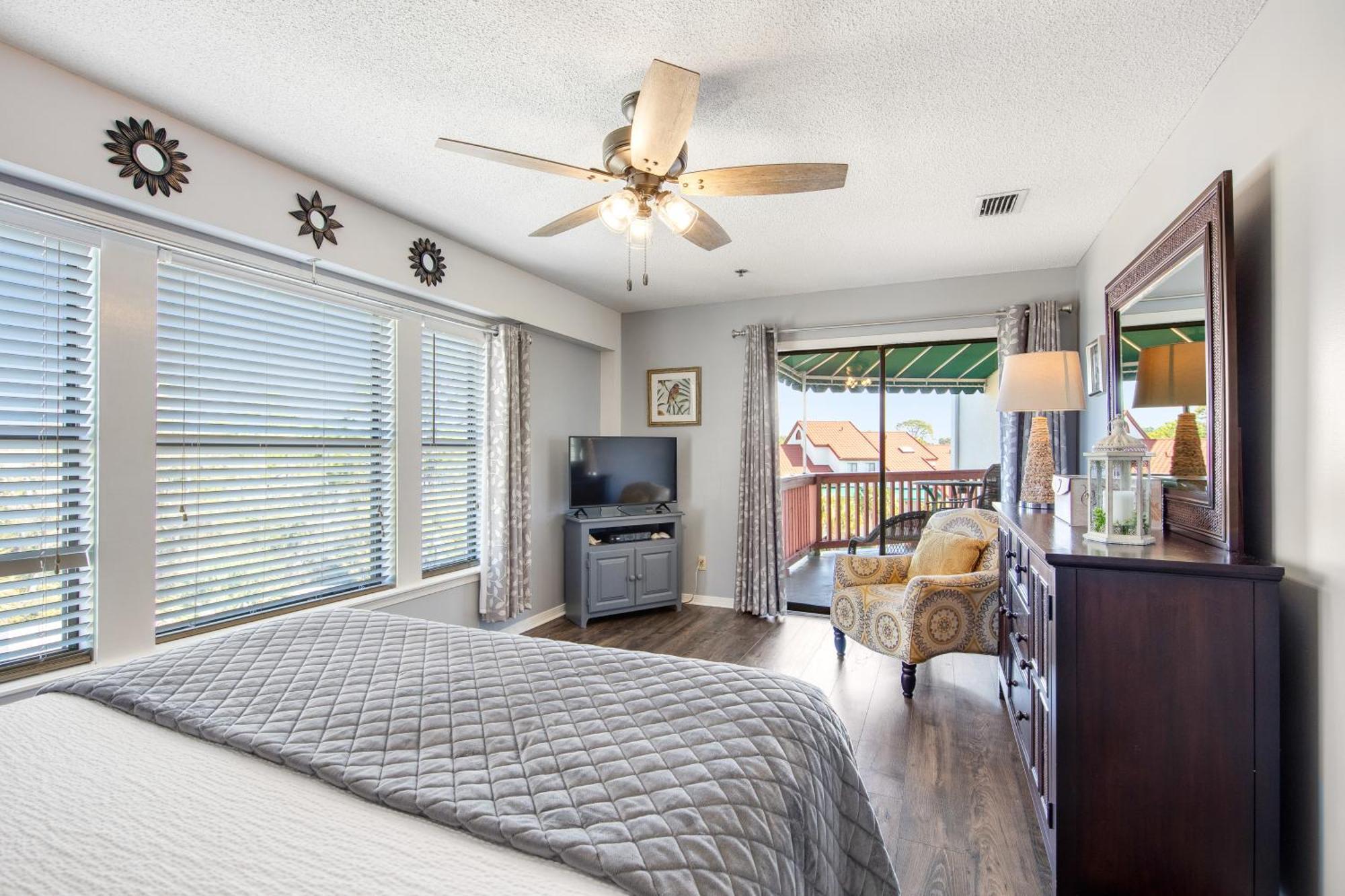 The Inn At St Thomas Square Panama City Beach Rum bild